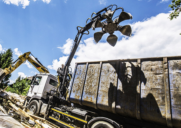 Construction machinery grasping